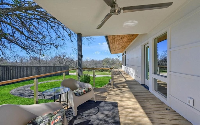 715 N Elm Street, Sherman, TX 75090, 3 Habitaciones Habitaciones , ,3 BañosBaños,Residential,En Venta,715 N Elm Street,20874434
