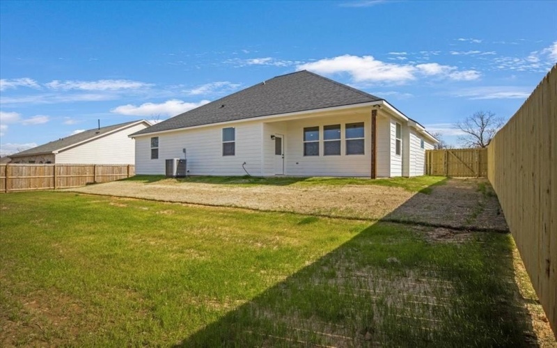 220 Nolan Farms Boulevard, Winona, TX 75792, 3 Habitaciones Habitaciones , ,2 BañosBaños,Residential,En Venta,220 Nolan Farms Boulevard,20876316