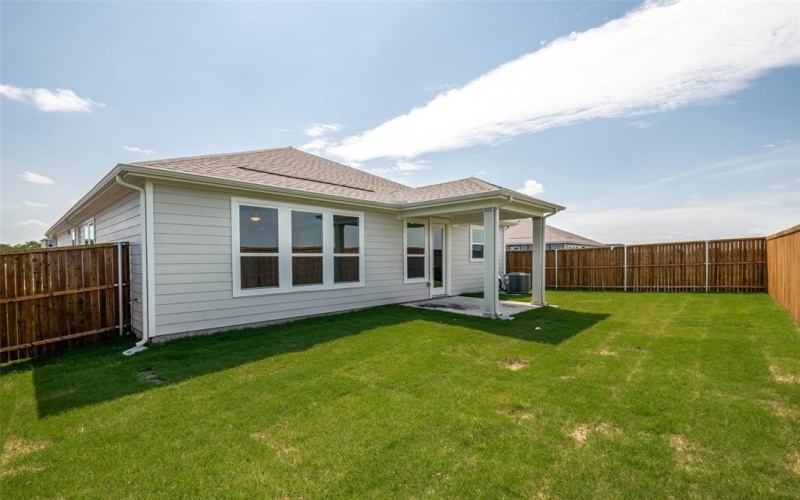 1510 Burton Drive, Seagoville, TX 75159, 3 Bedrooms Bedrooms, ,2 BathroomsBathrooms,Residential,For Sale,1510 Burton Drive,20874435
