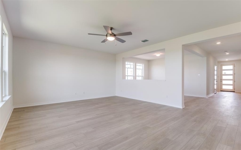 1510 Burton Drive, Seagoville, TX 75159, 3 Bedrooms Bedrooms, ,2 BathroomsBathrooms,Residential,For Sale,1510 Burton Drive,20874435