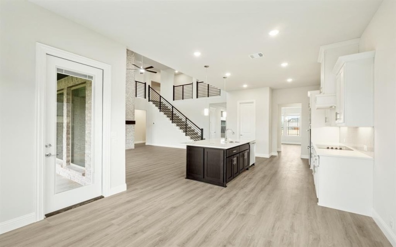 817 Lakewood Court, Midlothian, TX 76065, 4 Habitaciones Habitaciones , ,5 BañosBaños,Residential,En Venta,817 Lakewood Court,20876405