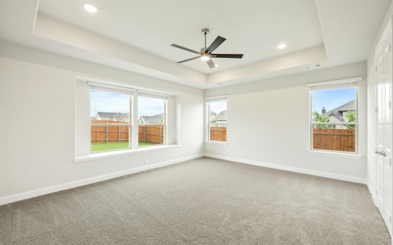 817 Lakewood Court, Midlothian, TX 76065, 4 Habitaciones Habitaciones , ,5 BañosBaños,Residential,En Venta,817 Lakewood Court,20876405