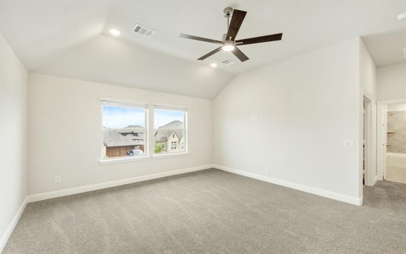 817 Lakewood Court, Midlothian, TX 76065, 4 Habitaciones Habitaciones , ,5 BañosBaños,Residential,En Venta,817 Lakewood Court,20876405