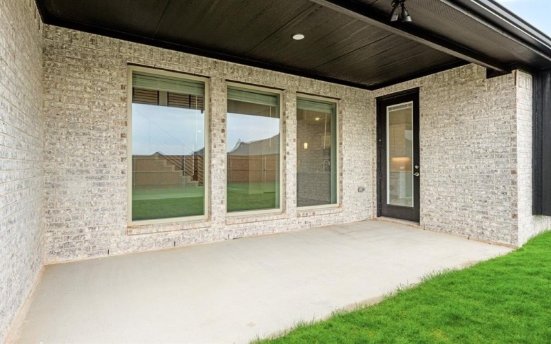 817 Lakewood Court, Midlothian, TX 76065, 4 Habitaciones Habitaciones , ,5 BañosBaños,Residential,En Venta,817 Lakewood Court,20876405