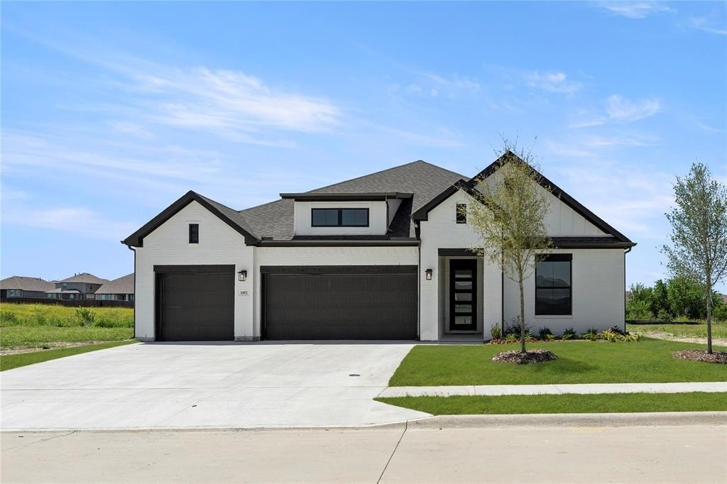 1052 Bingham Way, Forney, TX 75126, 4 Bedrooms Bedrooms, ,3 BathroomsBathrooms,Residential,For Sale,1052 Bingham Way,20872281