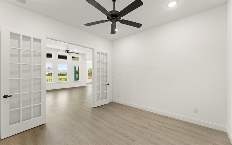 1052 Bingham Way, Forney, TX 75126, 4 Bedrooms Bedrooms, ,3 BathroomsBathrooms,Residential,For Sale,1052 Bingham Way,20872281