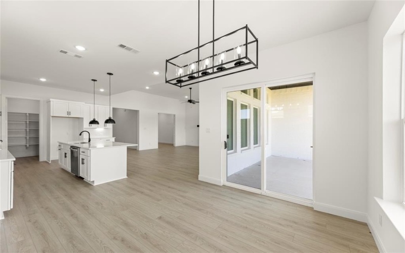 1052 Bingham Way, Forney, TX 75126, 4 Bedrooms Bedrooms, ,3 BathroomsBathrooms,Residential,For Sale,1052 Bingham Way,20872281