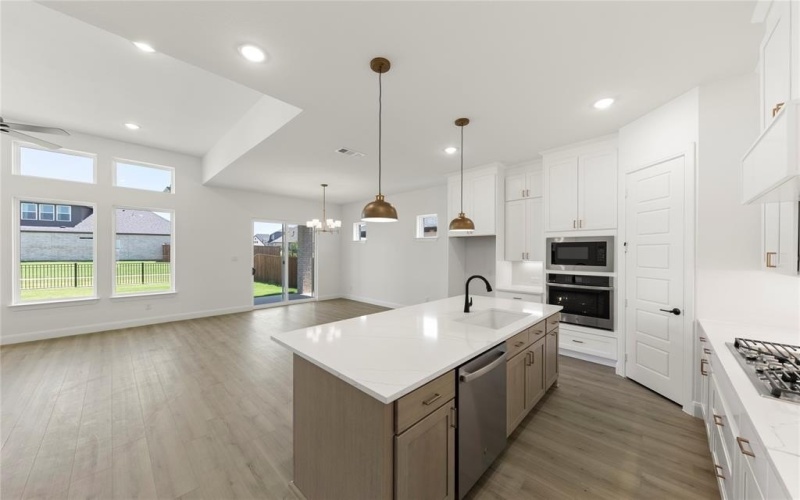1413 Kirkdale Drive, Forney, TX 75126, 3 Habitaciones Habitaciones , ,2 BañosBaños,Residential,En Venta,1413 Kirkdale Drive,20872290