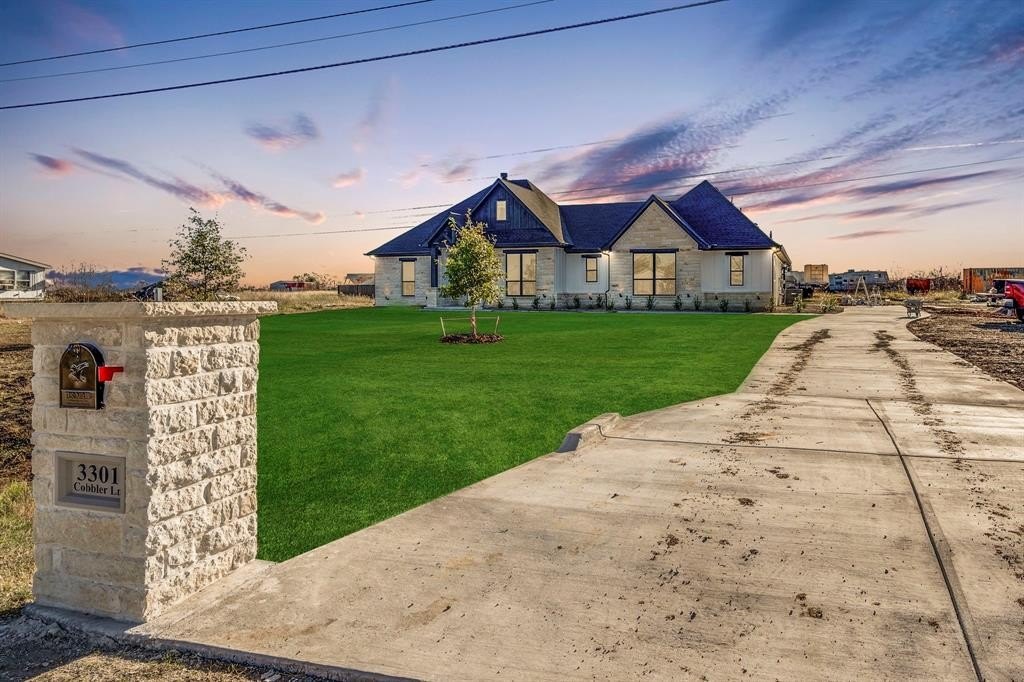 3225 Cobbler Lane, Joshua, TX 76058, 4 Bedrooms Bedrooms, ,2 BathroomsBathrooms,Residential,For Sale,3225 Cobbler Lane,20872297
