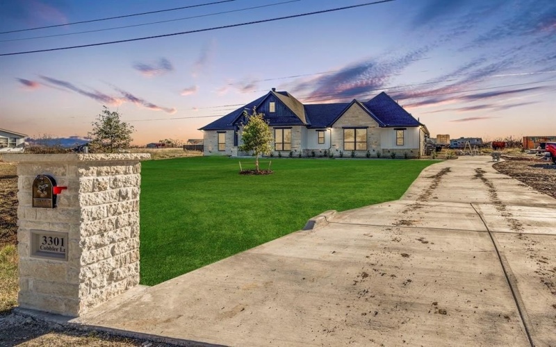 3225 Cobbler Lane, Joshua, TX 76058, 4 Bedrooms Bedrooms, ,2 BathroomsBathrooms,Residential,For Sale,3225 Cobbler Lane,20872297