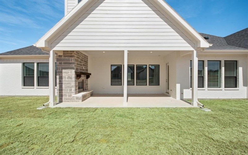 1435 Julian Drive, Van Alstyne, TX 75495, 4 Bedrooms Bedrooms, ,3 BathroomsBathrooms,Residential,For Sale,1435 Julian Drive,20874698