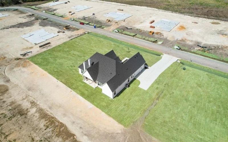 1435 Julian Drive, Van Alstyne, TX 75495, 4 Bedrooms Bedrooms, ,3 BathroomsBathrooms,Residential,For Sale,1435 Julian Drive,20874698