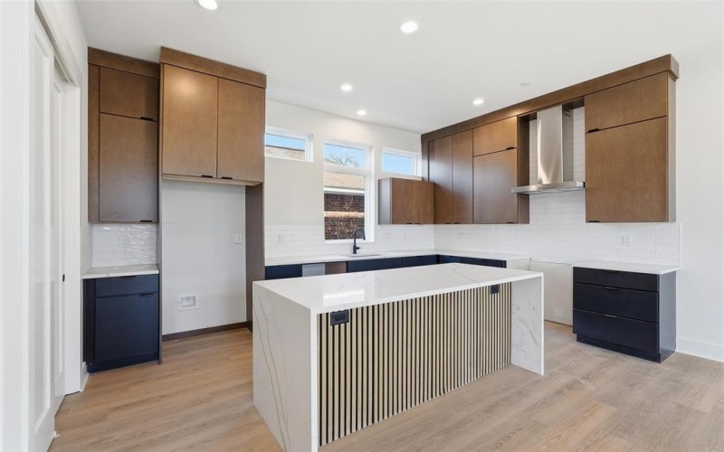 2202 N Carroll Avenue #101, Dallas, TX 75204, 2 Habitaciones Habitaciones , ,2 BañosBaños,Residential,En Venta,2202 N Carroll Avenue,0,20872446