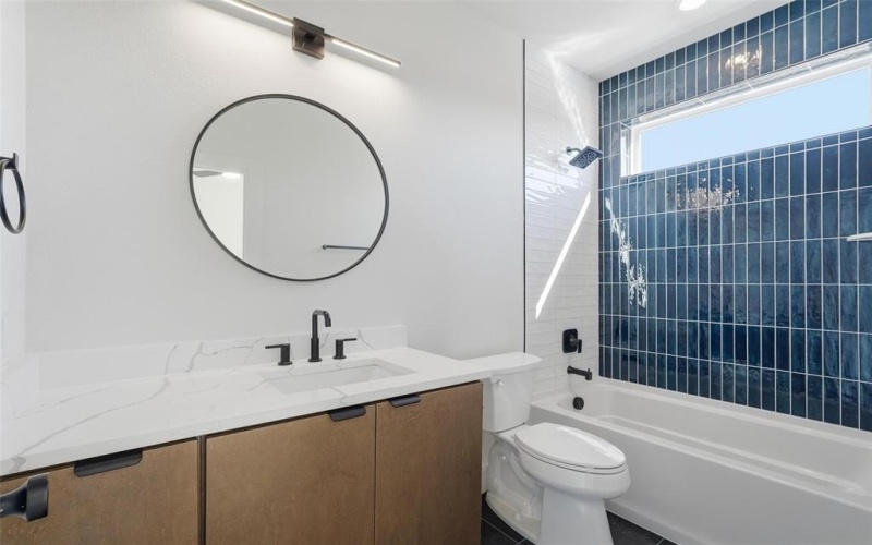 2202 N Carroll Avenue #105, Dallas, TX 75204, 2 Habitaciones Habitaciones , ,2 BañosBaños,Residential,En Venta,2202 N Carroll Avenue,0,20872510