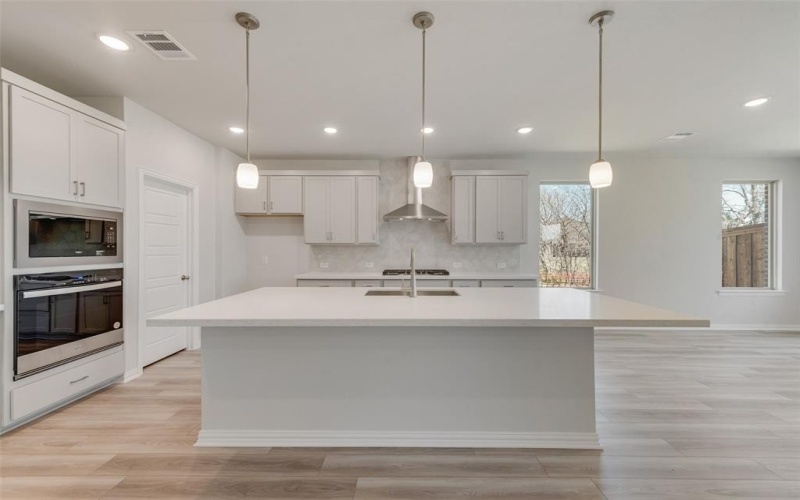 2209 Corbera Court, Little Elm, TX 75068, 5 Bedrooms Bedrooms, ,3 BathroomsBathrooms,Residential,For Sale,2209 Corbera Court,20872709
