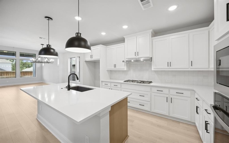 9329 Winding Creek Drive, Little Elm, TX 75068, 4 Bedrooms Bedrooms, ,3 BathroomsBathrooms,Residential,For Sale,9329 Winding Creek Drive,20874951