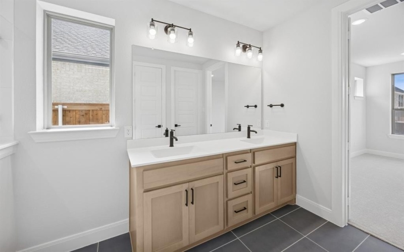 9329 Winding Creek Drive, Little Elm, TX 75068, 4 Bedrooms Bedrooms, ,3 BathroomsBathrooms,Residential,For Sale,9329 Winding Creek Drive,20874951