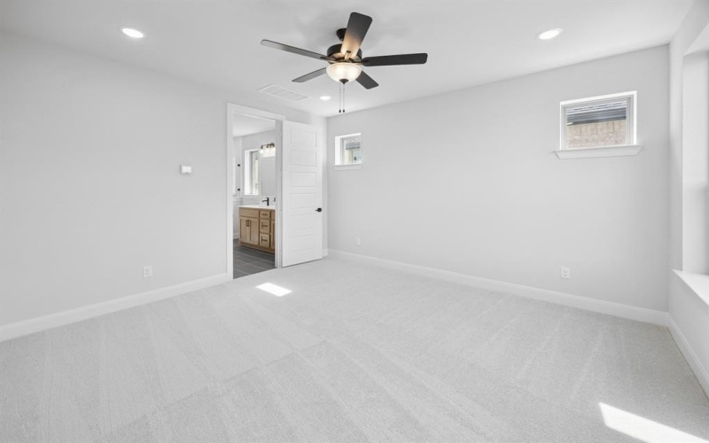 9329 Winding Creek Drive, Little Elm, TX 75068, 4 Bedrooms Bedrooms, ,3 BathroomsBathrooms,Residential,For Sale,9329 Winding Creek Drive,20874951