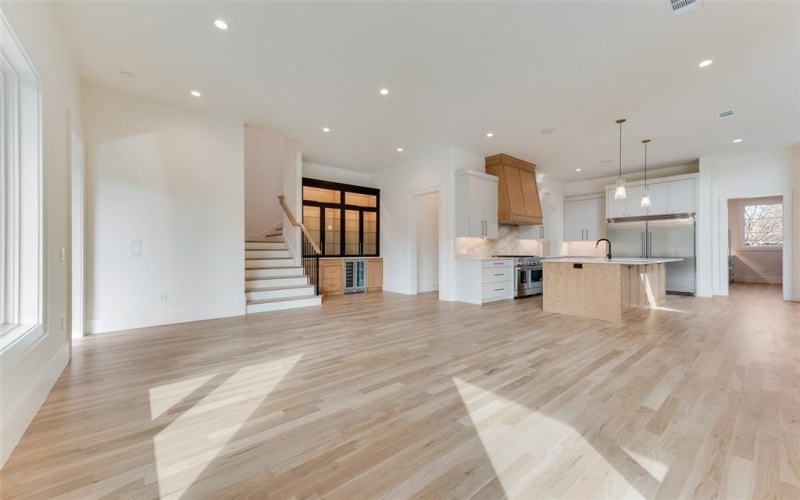 10519 Somerton Drive, Dallas, TX 75229, 5 Bedrooms Bedrooms, ,6 BathroomsBathrooms,Residential,For Sale,10519 Somerton Drive,20874958