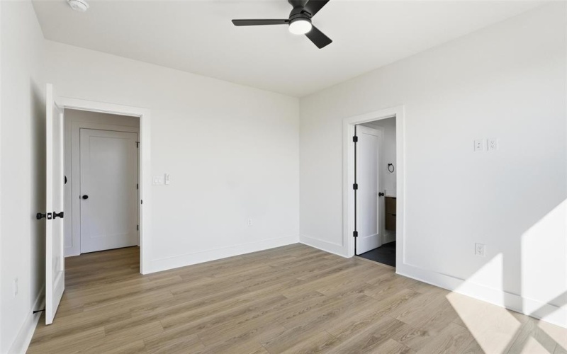 2202 N Carroll Avenue #104, Dallas, TX 75204, 2 Bedrooms Bedrooms, ,2 BathroomsBathrooms,Residential,For Sale,2202 N Carroll Avenue,0,20872808