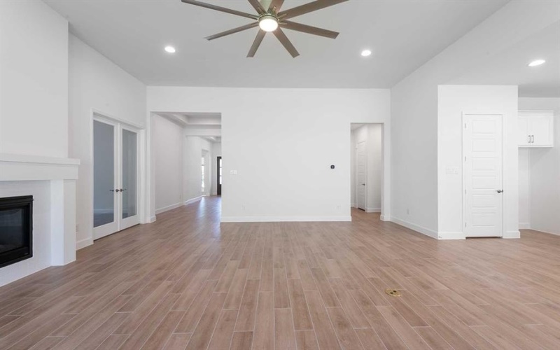 703 Spindle Court, Mansfield, TX 76063, 4 Bedrooms Bedrooms, ,3 BathroomsBathrooms,Residential,For Sale,703 Spindle Court,20875073