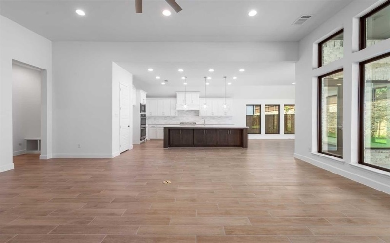 703 Spindle Court, Mansfield, TX 76063, 4 Bedrooms Bedrooms, ,3 BathroomsBathrooms,Residential,For Sale,703 Spindle Court,20875073