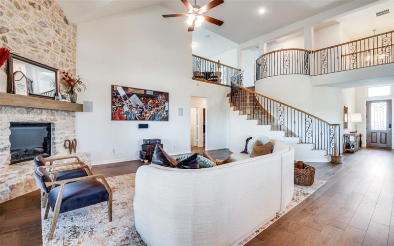1819 Orlando Drive, Cedar Hill, TX 75104, 5 Bedrooms Bedrooms, ,3 BathroomsBathrooms,Residential,For Sale,1819 Orlando Drive,20875201