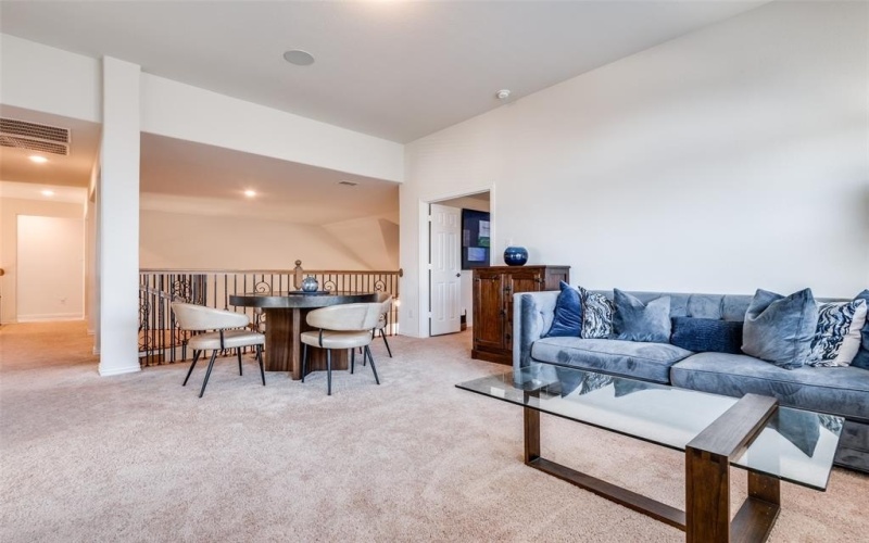 1819 Orlando Drive, Cedar Hill, TX 75104, 5 Bedrooms Bedrooms, ,3 BathroomsBathrooms,Residential,For Sale,1819 Orlando Drive,20875201