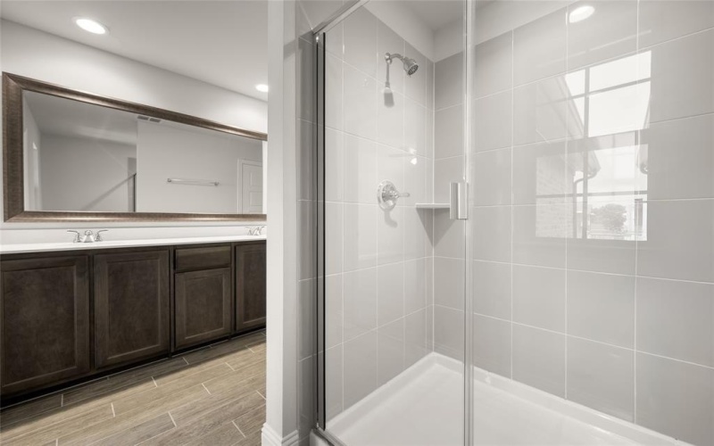 660 Sandiford Court, Mansfield, TX 76063, 3 Habitaciones Habitaciones , ,2 BañosBaños,Residential,En Venta,660 Sandiford Court,0,20875461