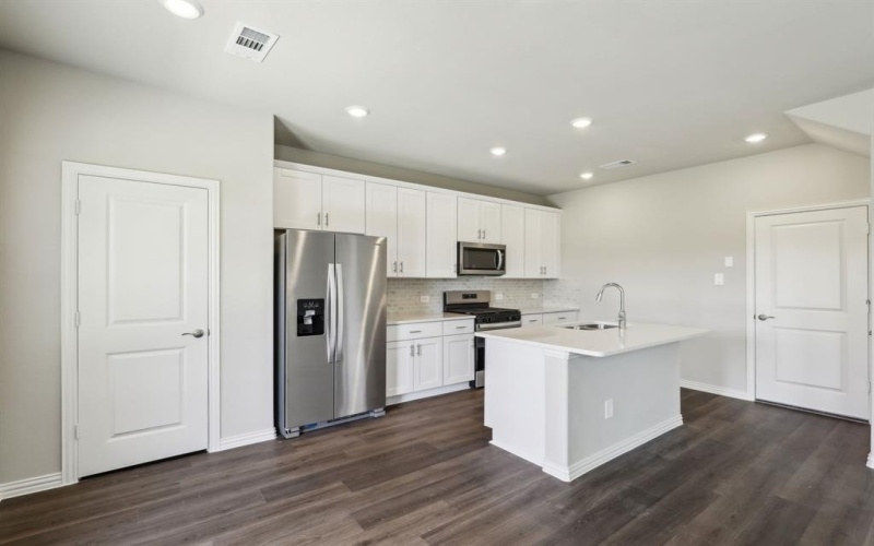 4004 Marble Falls Drive, Farmersville, TX 75442, 3 Bedrooms Bedrooms, ,2 BathroomsBathrooms,Residential,For Sale,4004 Marble Falls Drive,20873128