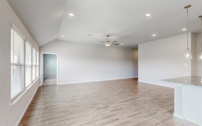3361 Redbud Flower Trail, Grand Prairie, TX 76084, 4 Habitaciones Habitaciones , ,2 BañosBaños,Residential,En Venta,3361 Redbud Flower Trail,20873178