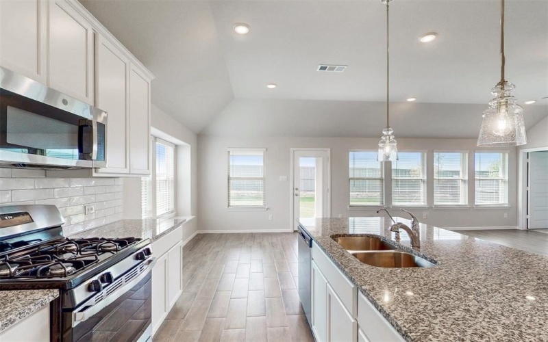 3361 Redbud Flower Trail, Grand Prairie, TX 76084, 4 Habitaciones Habitaciones , ,2 BañosBaños,Residential,En Venta,3361 Redbud Flower Trail,20873178