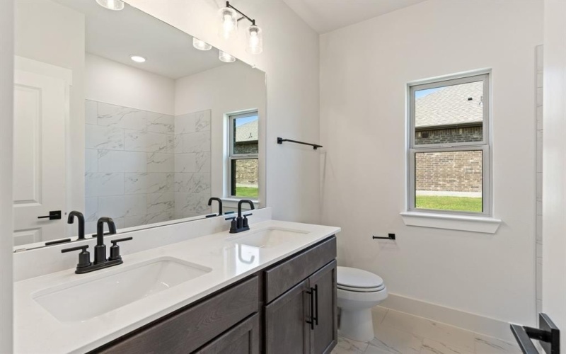 214 Briarwood Drive, Nevada, TX 75173, 4 Bedrooms Bedrooms, ,3 BathroomsBathrooms,Residential,For Sale,214 Briarwood Drive,20875640