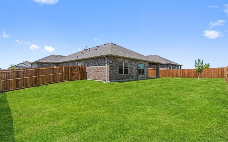 214 Briarwood Drive, Nevada, TX 75173, 4 Bedrooms Bedrooms, ,3 BathroomsBathrooms,Residential,For Sale,214 Briarwood Drive,20875640