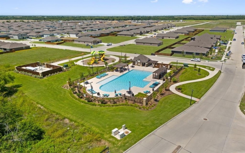 214 Briarwood Drive, Nevada, TX 75173, 4 Bedrooms Bedrooms, ,3 BathroomsBathrooms,Residential,For Sale,214 Briarwood Drive,20875640
