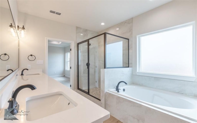 120 Logan Trail, Abilene, TX 79602, 4 Bedrooms Bedrooms, ,2 BathroomsBathrooms,Residential,For Sale,120 Logan Trail,0,20873231