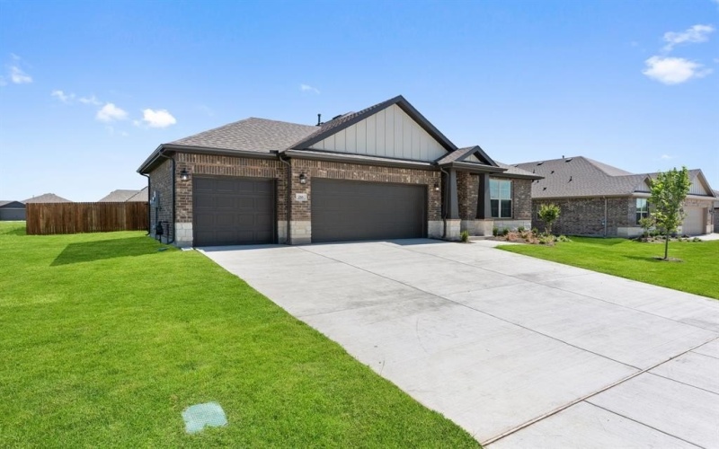 216 Briarwood Drive, Nevada, TX 75173, 4 Habitaciones Habitaciones , ,3 BañosBaños,Residential,En Venta,216 Briarwood Drive,0,20875685
