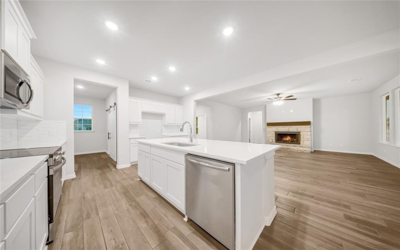 2465 Blackjack Oak Road, Oak Ridge, TX 75161, 3 Habitaciones Habitaciones , ,2 BañosBaños,Residential,En Venta,2465 Blackjack Oak Road,20875750