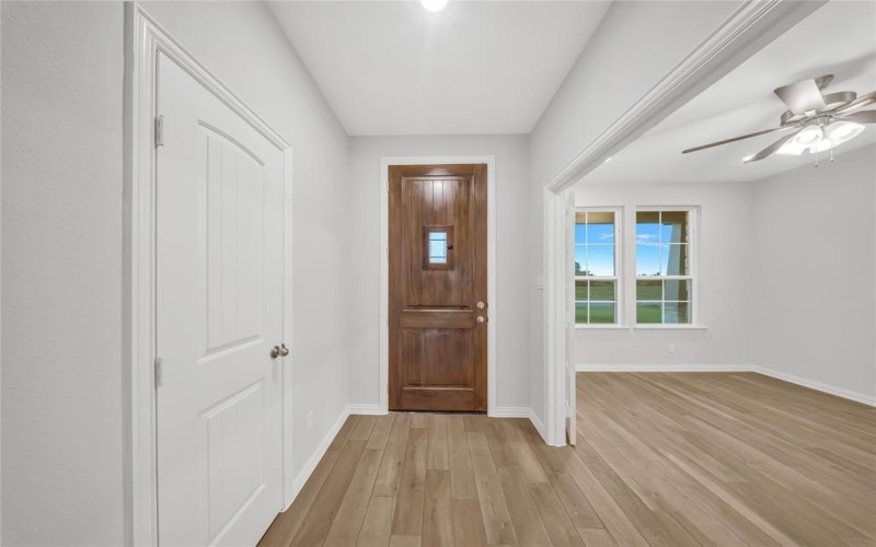 2465 Blackjack Oak Road, Oak Ridge, TX 75161, 3 Habitaciones Habitaciones , ,2 BañosBaños,Residential,En Venta,2465 Blackjack Oak Road,20875750