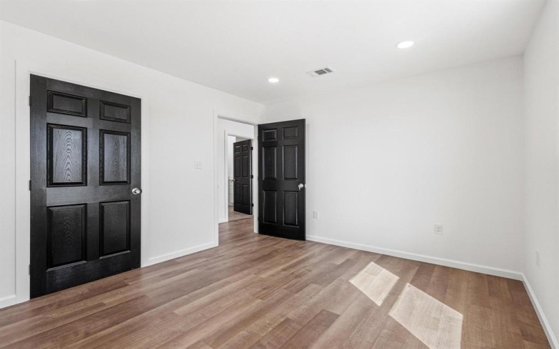 9 Private Road 33084, Sumner, TX 75486, 3 Bedrooms Bedrooms, ,1 BathroomBathrooms,Residential,For Sale,9 Private Road 33084,20876602