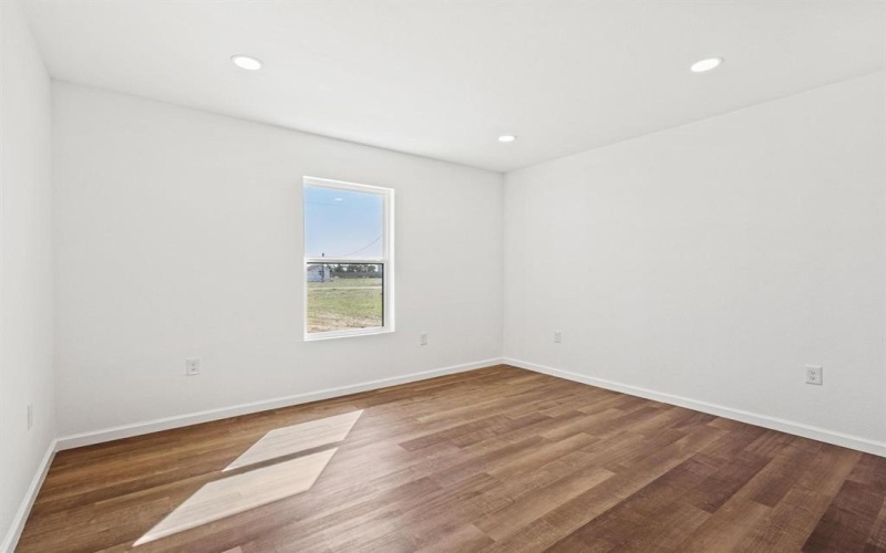 9 Private Road 33084, Sumner, TX 75486, 3 Bedrooms Bedrooms, ,1 BathroomBathrooms,Residential,For Sale,9 Private Road 33084,20876602