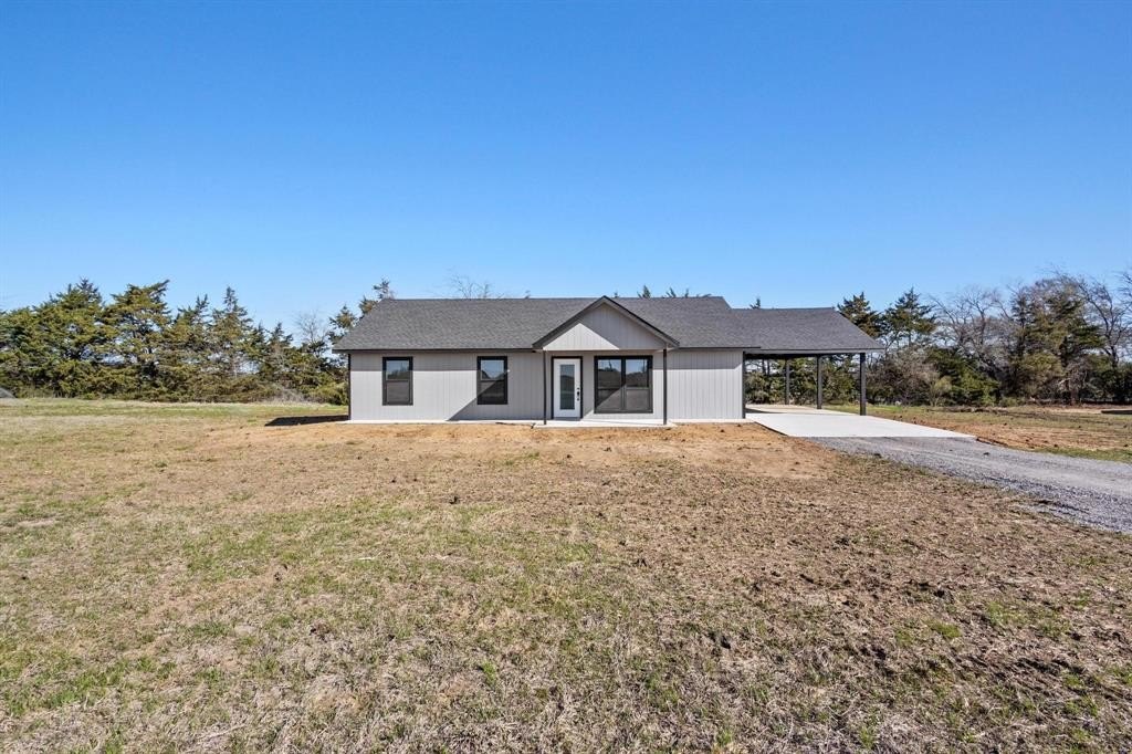 32 Private Road 33084, Sumner, TX 75486, 3 Bedrooms Bedrooms, ,1 BathroomBathrooms,Residential,For Sale,32 Private Road 33084,20876622