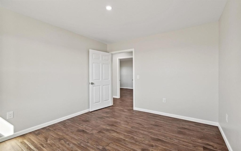 32 Private Road 33084, Sumner, TX 75486, 3 Bedrooms Bedrooms, ,1 BathroomBathrooms,Residential,For Sale,32 Private Road 33084,20876622