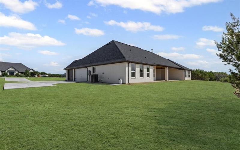 7103 Heathington Court, Granbury, TX 76049, 4 Bedrooms Bedrooms, ,3 BathroomsBathrooms,Residential,For Sale,7103 Heathington Court,20876728
