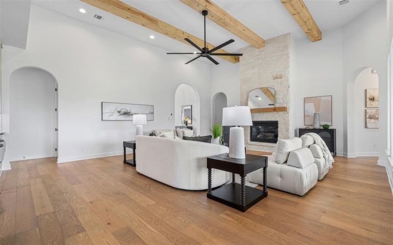 7103 Heathington Court, Granbury, TX 76049, 4 Bedrooms Bedrooms, ,3 BathroomsBathrooms,Residential,For Sale,7103 Heathington Court,20876728