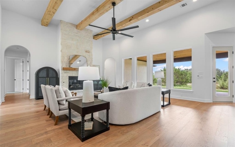 7103 Heathington Court, Granbury, TX 76049, 4 Bedrooms Bedrooms, ,3 BathroomsBathrooms,Residential,For Sale,7103 Heathington Court,20876728