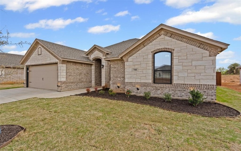 700 Jameson, Springtown, TX 76082, 4 Habitaciones Habitaciones , ,2 BañosBaños,Residential,En Venta,700 Jameson,20876761