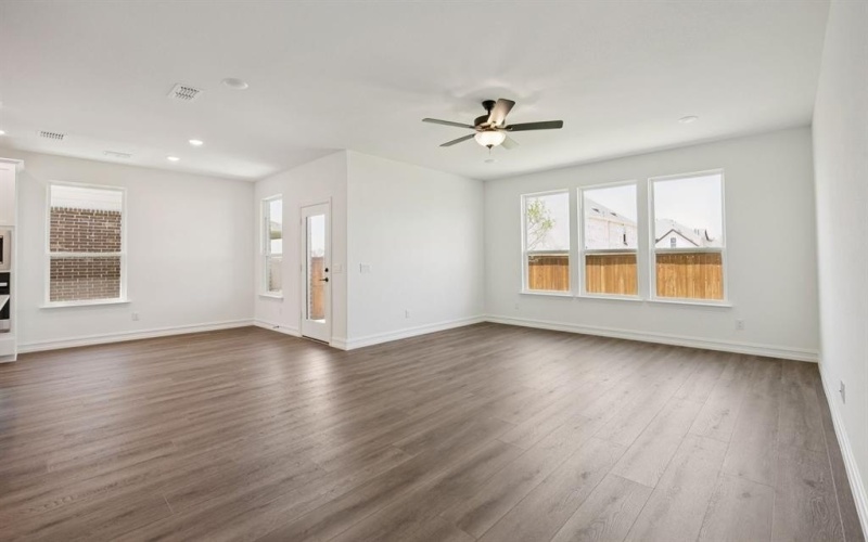 14538 Herschel Street, Pilot Point, TX 75009, 4 Habitaciones Habitaciones , ,3 BañosBaños,Residential,En Venta,14538 Herschel Street,20876985