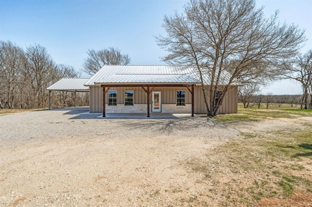 1704 E Fm 1188, Bluff Dale, TX 76433, 3 Bedrooms Bedrooms, ,2 BathroomsBathrooms,Residential,For Sale,1704 E Fm 1188,20880130