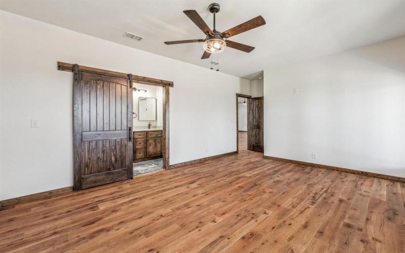 1704 E Fm 1188, Bluff Dale, TX 76433, 3 Bedrooms Bedrooms, ,2 BathroomsBathrooms,Residential,For Sale,1704 E Fm 1188,20880130